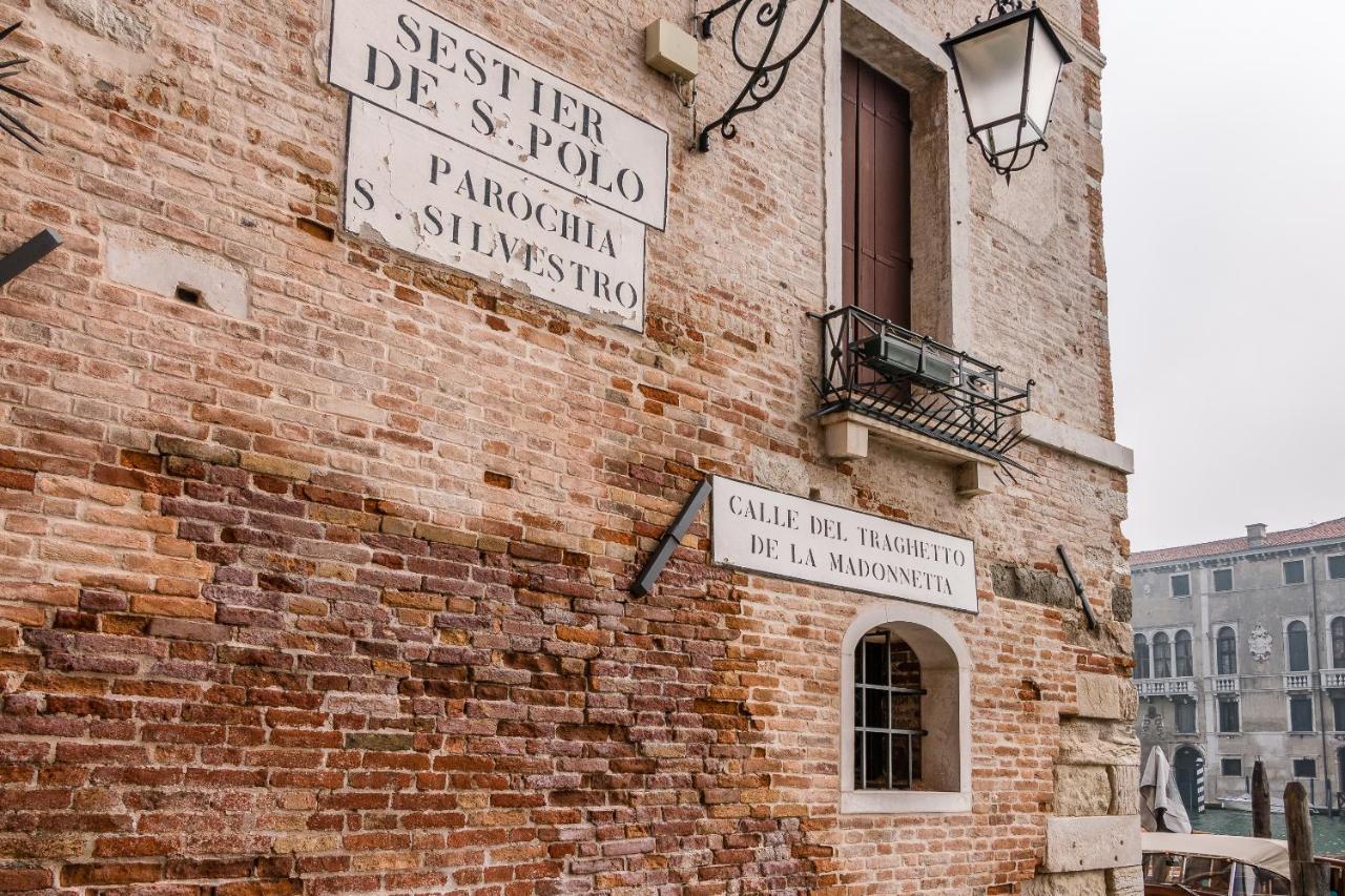 Corte Ca’ Petriana Next To @camposanpolo * Venezia